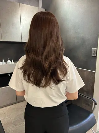 ロング カラー SAKINO. ベージュカラーのヘアスタイル