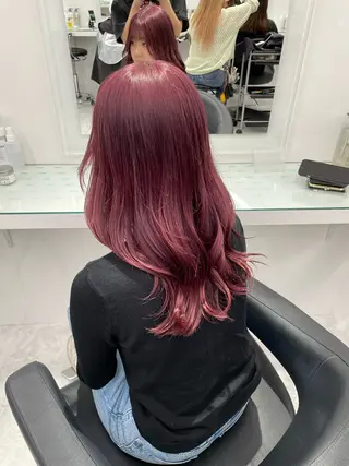セミロング カラー トレンド暖色ヘア🍒 miu🍒のヘアスタイル