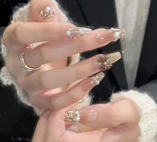 ネイル エリ🫧 nail池袋東口のネイルデザイン