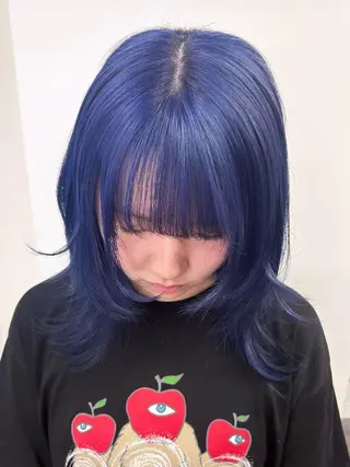 ミディアム カラー Ayame / ハイトーンカラーのヘアスタイル