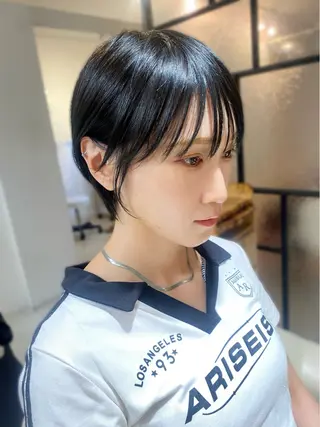 ショート カラー 安永 涼のヘアスタイル