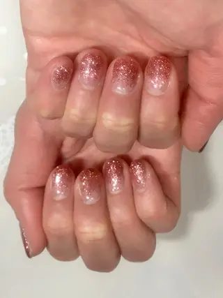 ネイル 新宿ネイルサロン ジェミディローサ所属・新宿ネイルサロン ジェミディローサのネイルデザイン