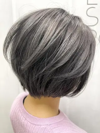 ショート カラー N° emirai 溝の口のヘアスタイル