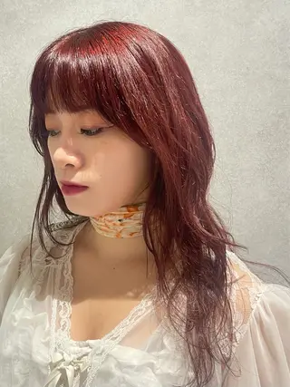 セミロング カラー 鎌倉 珠莉のヘアスタイル