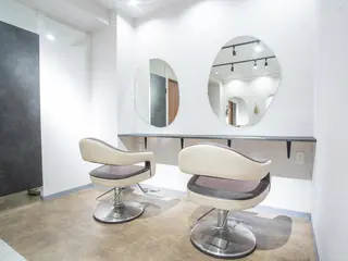 縮毛矯正しかしない人 栄 矢場町 服部飛鳥のヘアスタイル