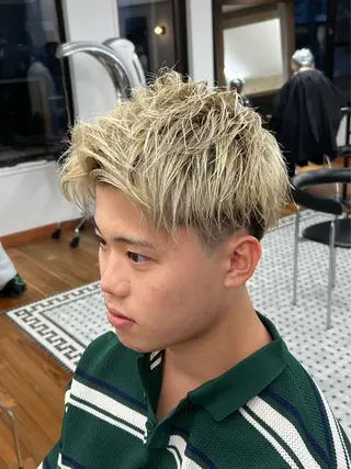 ショート メンズ メンズカット✂️ スキンフェード伊藤陸のヘアスタイル