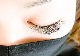 マツエク・マツパ まつ毛専門店 mauvé所属・横道 亜美のマツエク・マツパデザイン