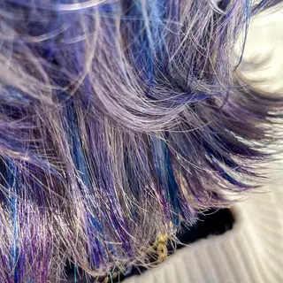 ミディアム カラー 佐藤 美聡のヘアスタイル
