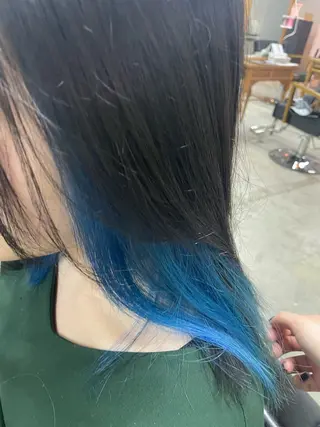 ロング カラー 林 真那のヘアスタイル