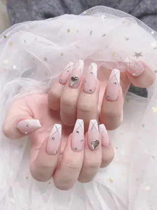 ネイル ジョリ kasumi🌹💅のネイルデザイン