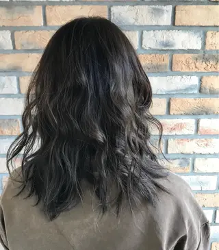 ミディアム カラー ヘアアレンジ 烏山 達也のヘアスタイル