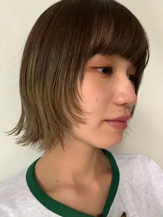 ショート ブリーチなしWカラー /地毛風/小林凪沙のヘアスタイル