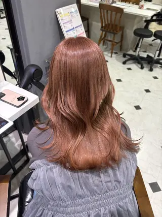 セミロング 宇野愛華∕ パーマスタイルのヘアスタイル