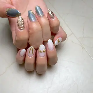 ネイル NAILSALON RandU...のネイルデザイン