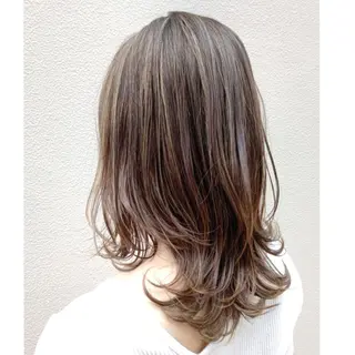 ミディアム 吉田有里🔸 カラーリスト🔸鎌倉のヘアスタイル