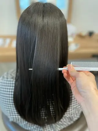 ロング やまこし 美裕樹のヘアスタイル