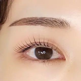 マツエク・マツパ eye’s 新宿店所属・iblow.新宿 Runaの眉毛・アイブロウイメージ