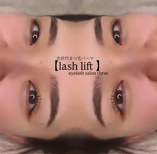 マツエク・マツパ eyelash  salon three所属・sasa aiのマツエク・マツパデザイン