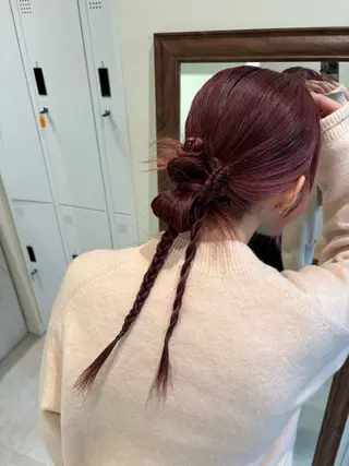 ヘアアレンジ 垢抜け小顔レイヤー オリーブ/スミレのヘアスタイル