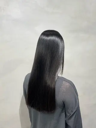 セミロング navile 琴のヘアスタイル