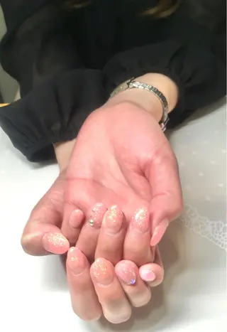 ネイル 新宿ネイルサロン ジェミディローサのネイルデザイン