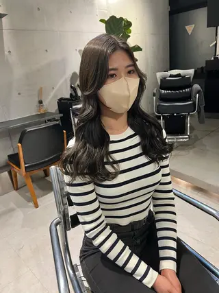 ロング カラー 赤みゼロ/透明感 カラー🌿KANTAのヘアスタイル