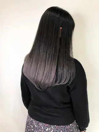 ロング カラー ✴️Siesta✴️ 髪質改善艶カラーのヘアスタイル