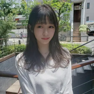 セミロング [店長]カラーが好評 　小林のヘアスタイル