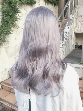 ロング カラー 🧸赤み消し🐾 ラベンダ/ミルクティのヘアスタイル
