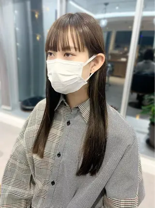 ミディアム カラー パーマ ヘアアレンジ メンズ キッズ ネイル マツエク・マツパ アイブロウ レイヤーカット 🌿透け感カラーのヘアスタイル