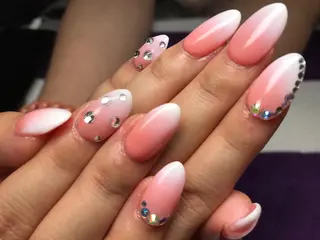 ネイル 金沢 未緒のネイルデザイン