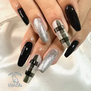 ネイル ViViChi 梨帆のネイルデザイン