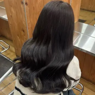 ロング カラー 藤田 ゆりなのヘアスタイル