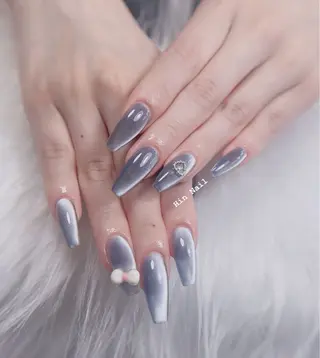 ネイル Hin Nailsのネイルデザイン