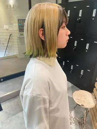 ミディアム カラー ウルフカット レイヤーカット上柿のヘアスタイル