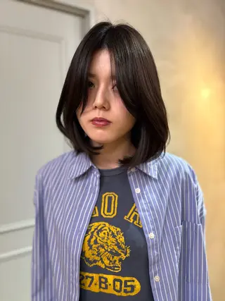 ミディアム とびまつ /ショート/脱白髪染のヘアスタイル