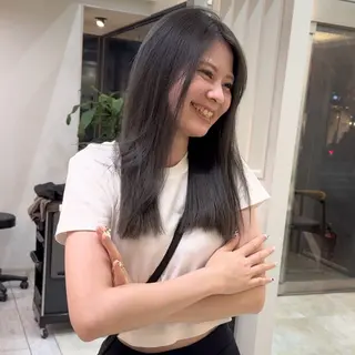 ロング カラー 木原良 (キハラ リョウ)のヘアスタイル