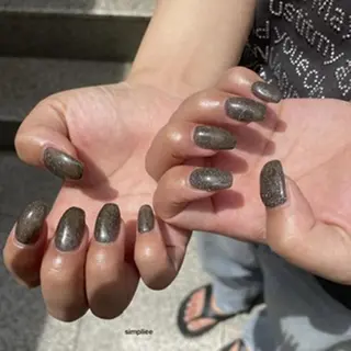 ネイル シンプリーワン 渋谷店🕯️RINAのネイルデザイン