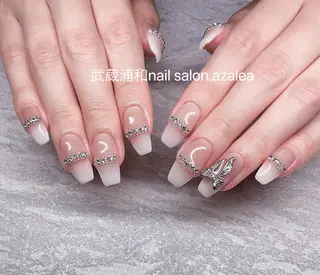 ネイル R inのネイルデザイン