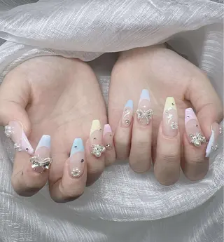 ネイル Lee Nailsのネイルデザイン