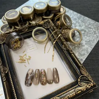 ネイル S. JEWELのネイルデザイン