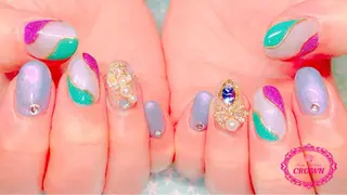 ネイル CROWN プライベートサロンのネイルデザイン
