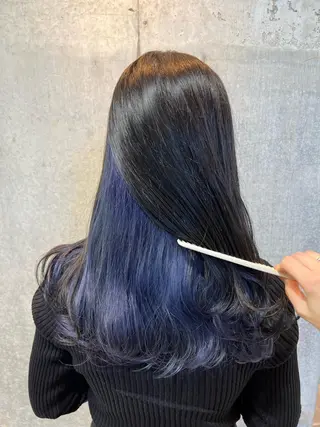 ロング カラー mana .のヘアスタイル