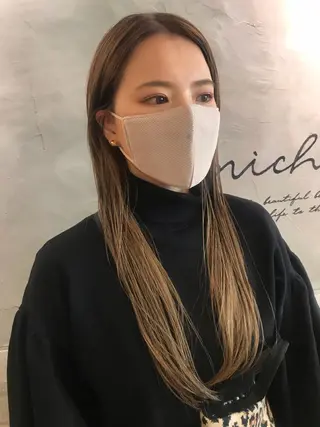ロング さの あやねのヘアスタイル