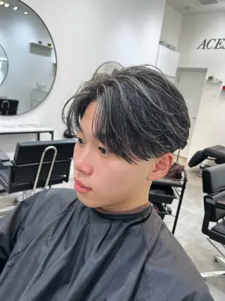 ショート カラー メンズ ハイライトパーマ👑 パーマ特化🌀舜貴のヘアスタイル