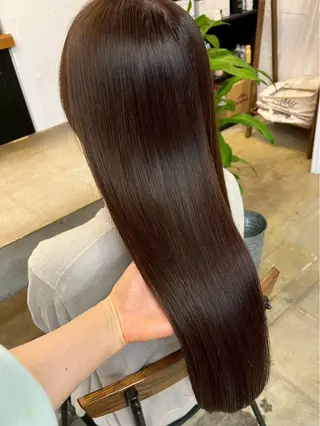 ロング カラー うる艶カラー /縮毛矯正✨レオンのヘアスタイル