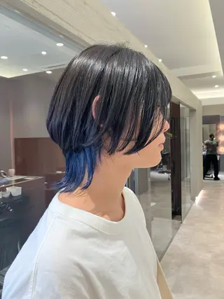 ショート カラー メンズ サキ🤍ハイトーン 🩰くびれ巻きヘアのヘアスタイル