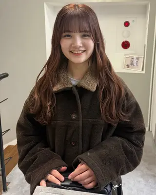 ロング 小倉 結衣のヘアスタイル