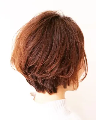 ショート カラー パーマ 野々村 裕菜のヘアスタイル