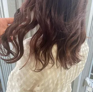 ロング カラー パーマ ヘアアレンジ キッズ ネイル マツエク・マツパ 髪質改善🫧ベージュ 椙山 響のヘアスタイル